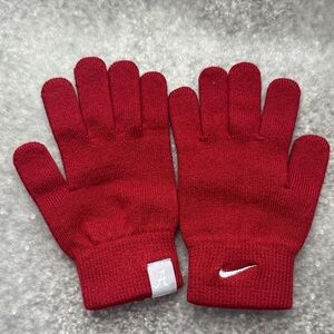 Nike Alabama Crimson Knit Gloves